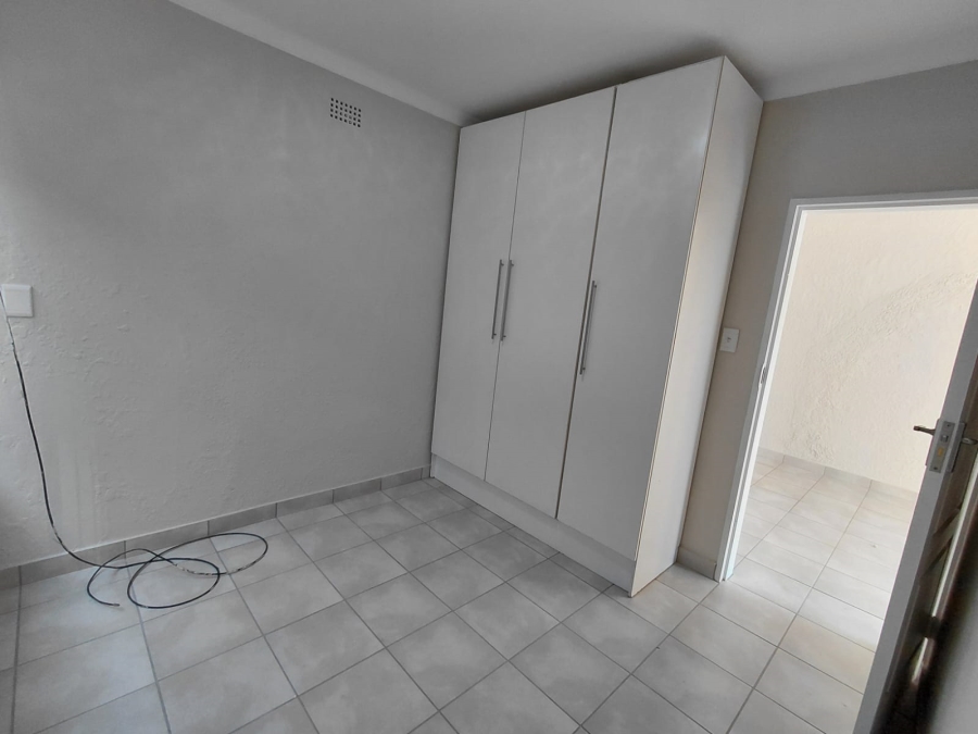 2 Bedroom Property for Sale in Wilkoppies North West